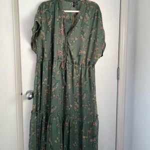 Plus NWT Green Floral Vera Moda Dress Sz 18